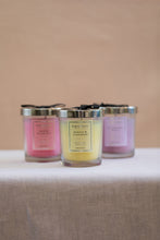 Cargar imagen en el visor de la galería, vela aromática “Blackberry & Bay”